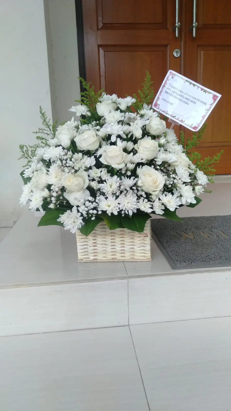 Bunga Meja Vas Rotan